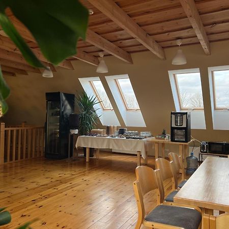 Abzali Hotel And Restaurant With Self Check-In Ādaži Dış mekan fotoğraf