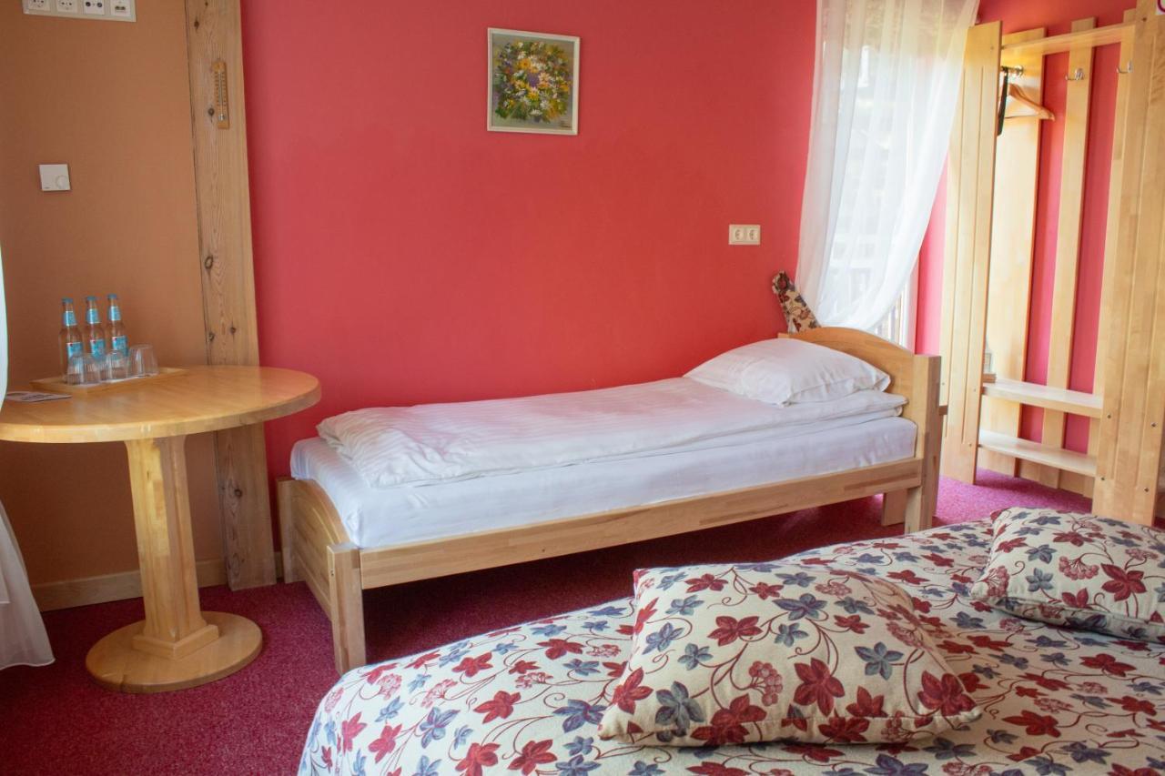 Abzali Hotel And Restaurant With Self Check-In Ādaži Dış mekan fotoğraf