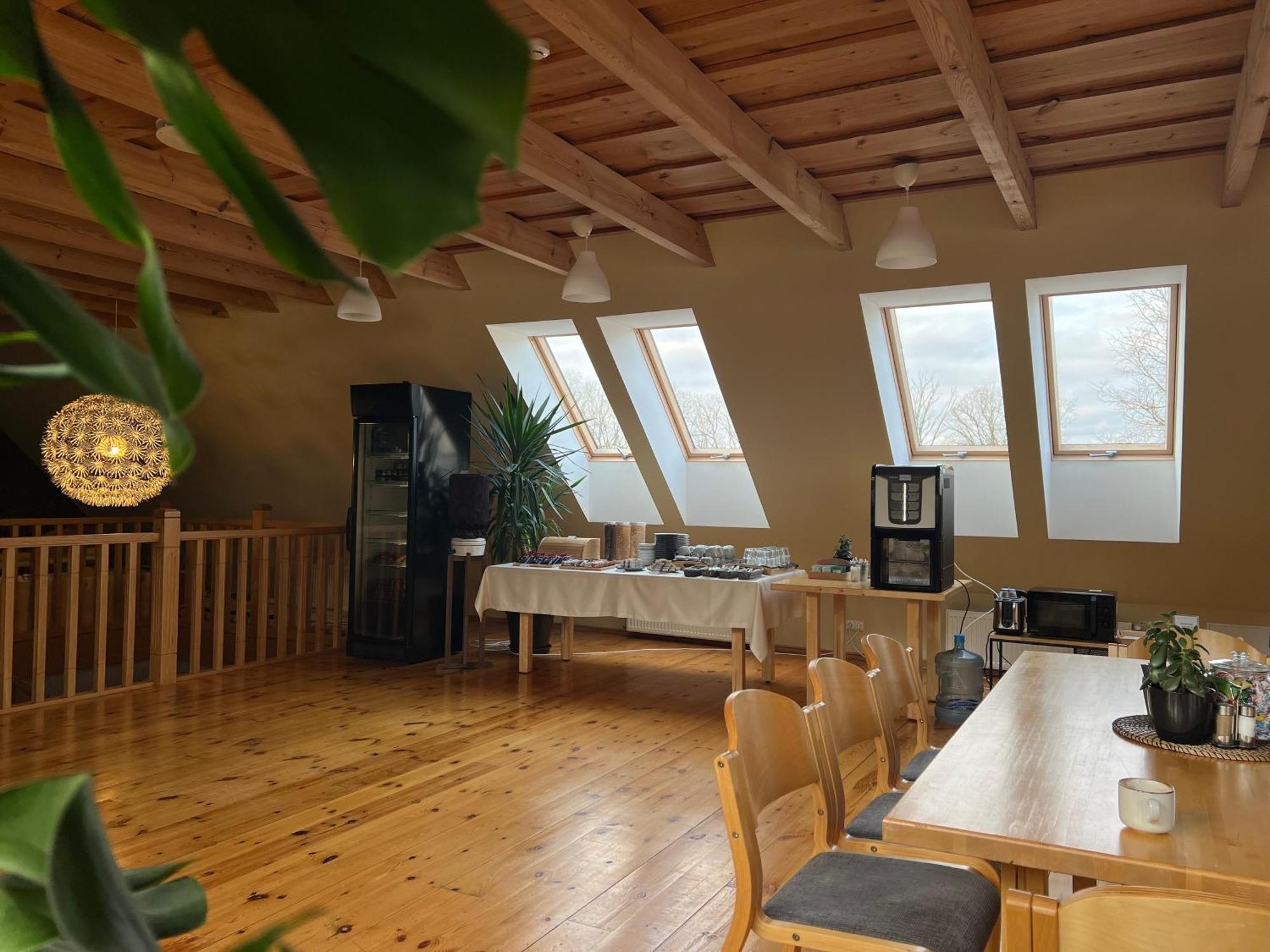 Abzali Hotel And Restaurant With Self Check-In Ādaži Dış mekan fotoğraf